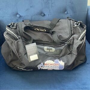 OGIO Duffle Sports Gym Travel Bag Black Company Logo Lightweight Spacious New